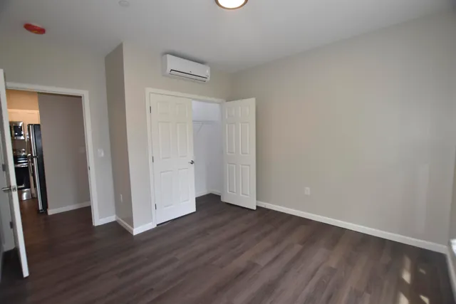 $2,200 | 217 Rockingham Road, Unit 101, Londonderry, NH 03053