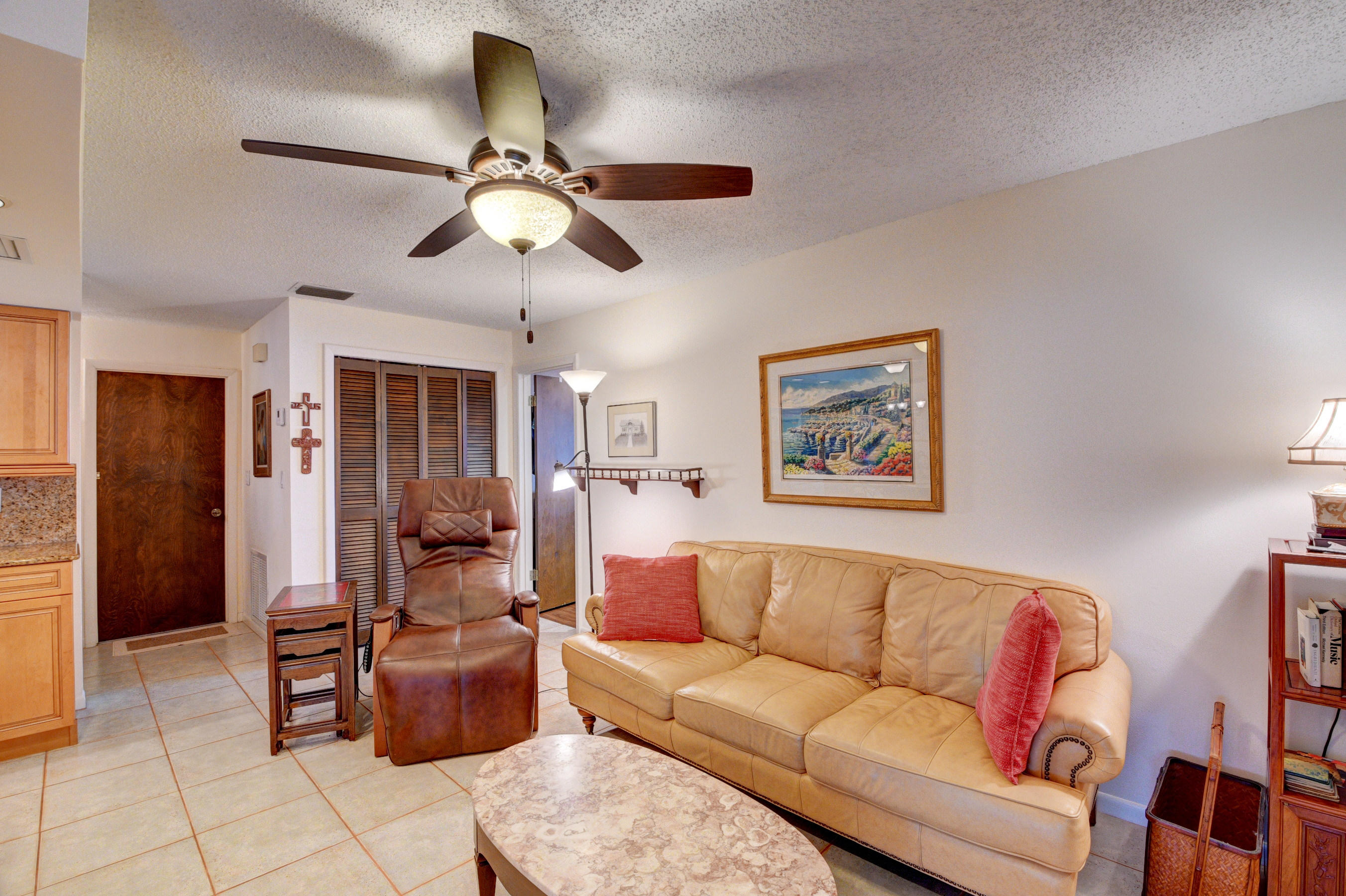 980 Southwest 21st Lane Boca Raton, FL 33486 - Photo 17 of 49 Family Room