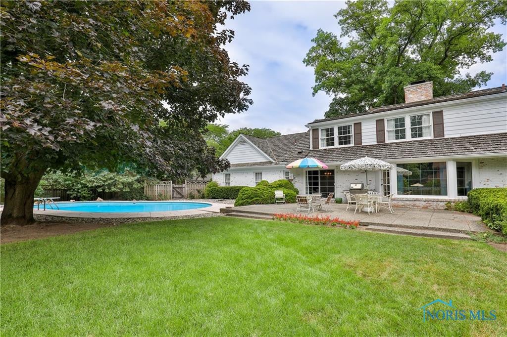 5274 Cambrian Road Toledo, OH 43623 - Photo 21 of 26 Gallery Image 21