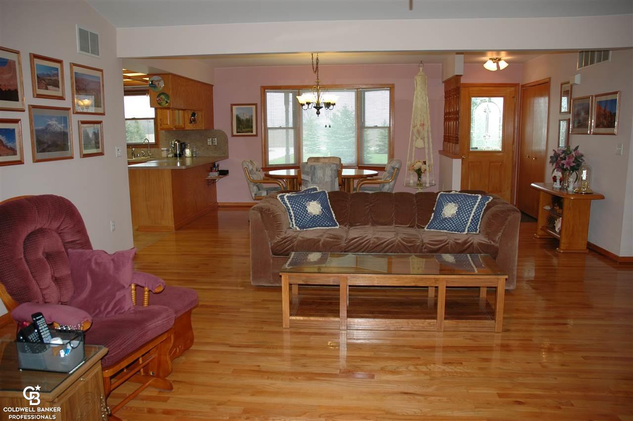 2077 Riley Center Road Memphis, MI 48041 - Photo 39 of 60 31352582-40.JPG