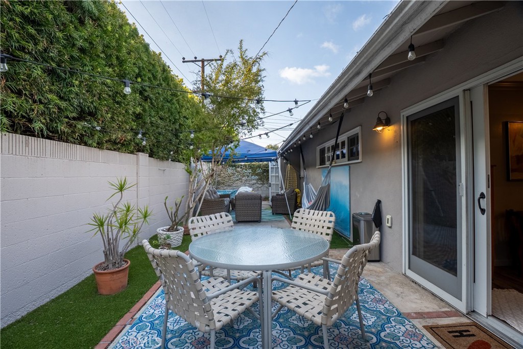 419 Gloucester Drive Costa Mesa, CA 92627 - Photo 23 of 51 a view of an outdoor seating area