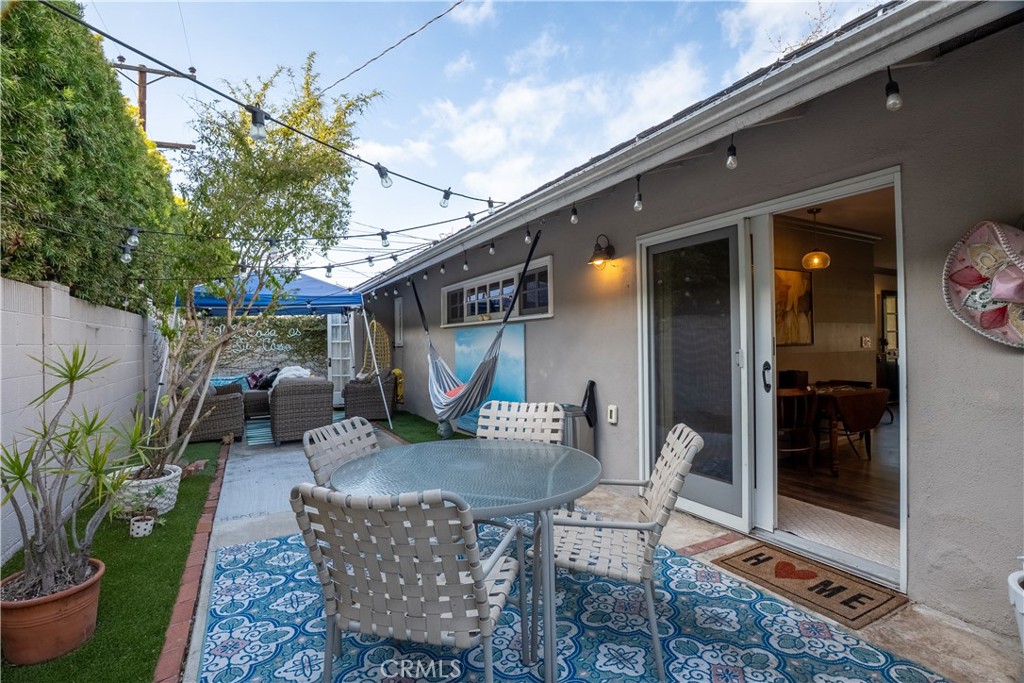 419 Gloucester Drive Costa Mesa, CA 92627 - Photo 24 of 51 a view of living room and patio