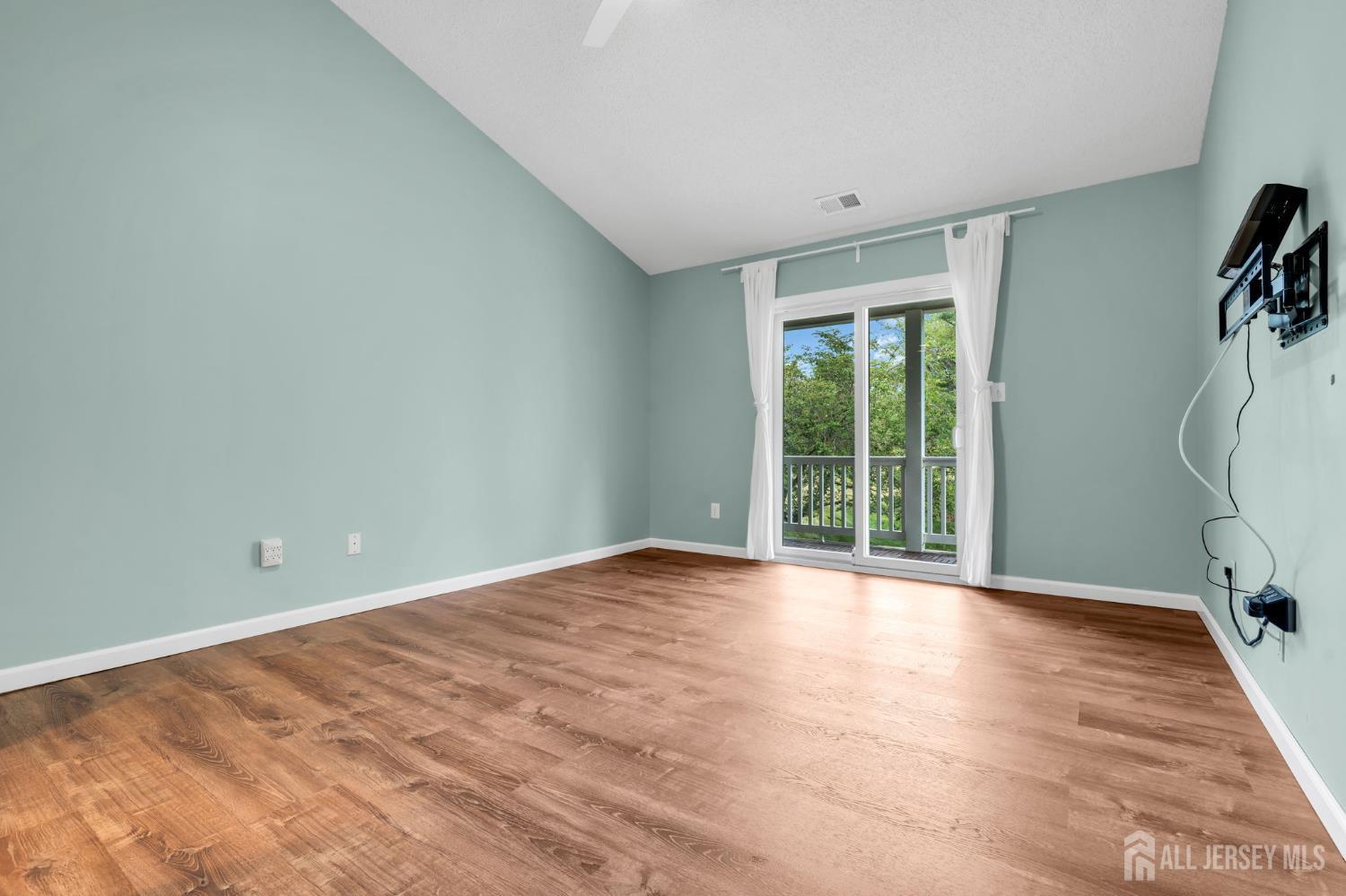 90D Winthrop Road, Unit G Monroe Township, NJ 08831 - Photo 5 of 50