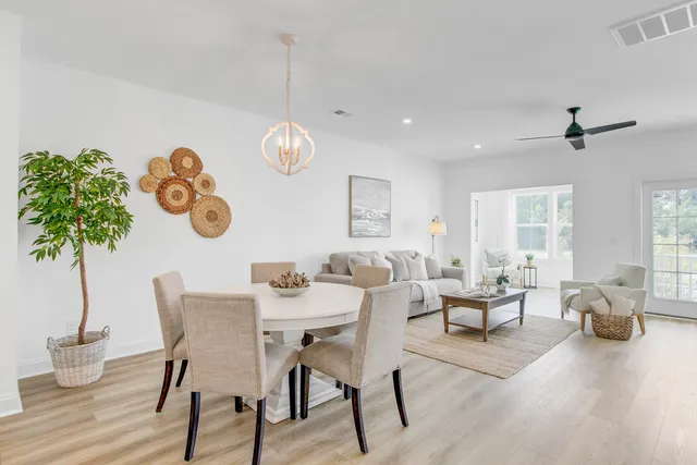 $416,500 | 637 North Laurel Street, Summerville, SC 29483