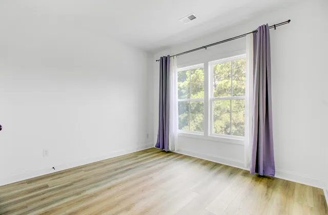 $416,500 | 637 North Laurel Street, Summerville, SC 29483