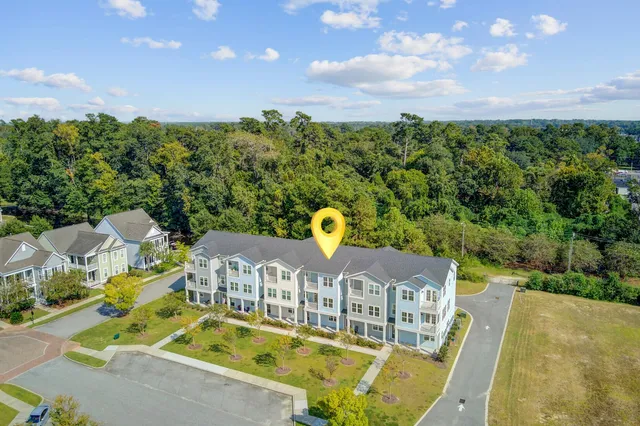 $416,500 | 637 North Laurel Street, Summerville, SC 29483