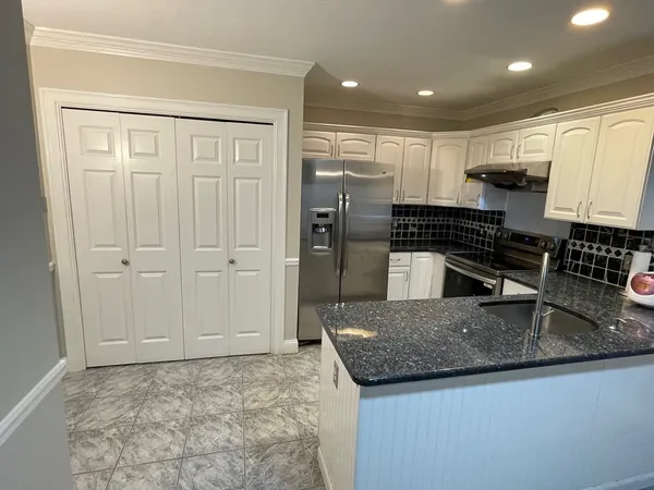 $888,600 | 1201 Matthew Woods Drive, Unit 1201, Braintree, MA 02184