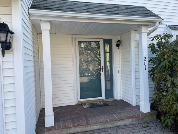 $888,600 | 1201 Matthew Woods Drive, Unit 1201, Braintree, MA 02184