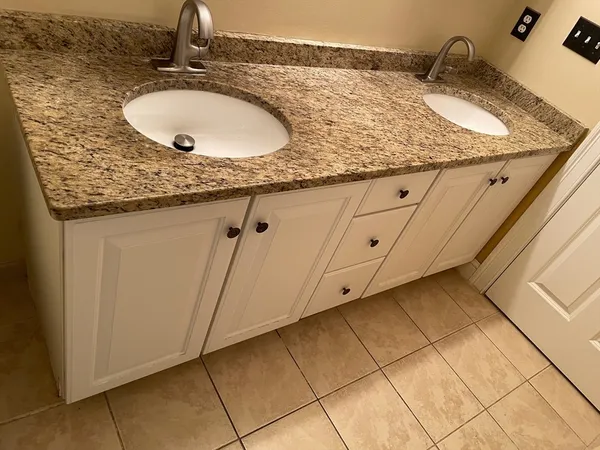 $888,600 | 1201 Matthew Woods Drive, Unit 1201, Braintree, MA 02184