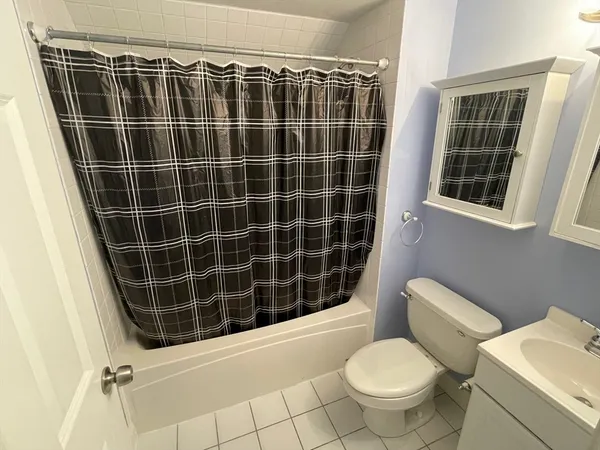 $888,600 | 1201 Matthew Woods Drive, Unit 1201, Braintree, MA 02184