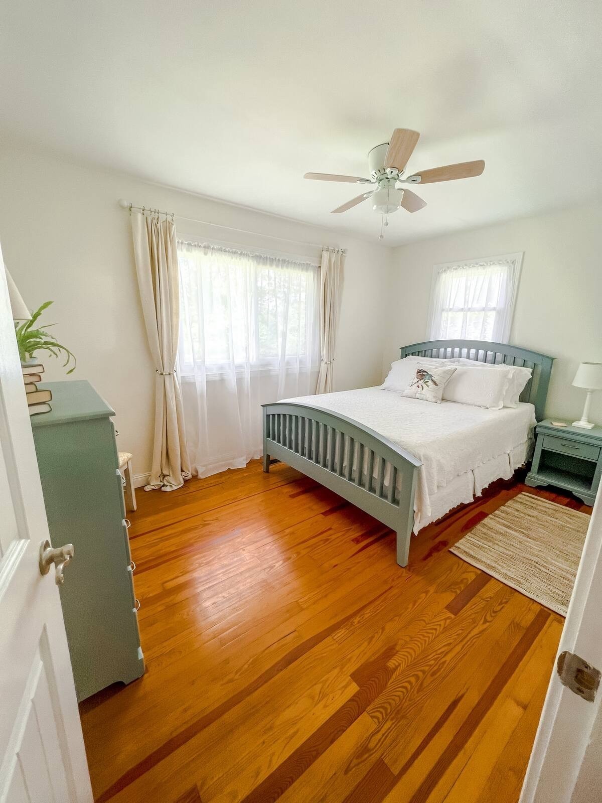 701 Morton Road Murfreesboro, TN 37128 - Photo 11 of 24 a bedroom with bed and window