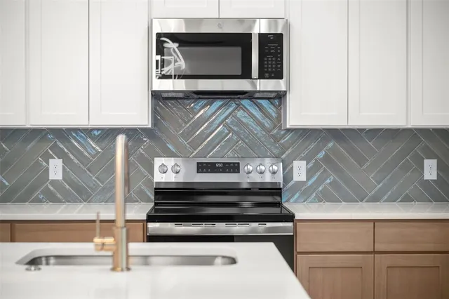 a close view of sink and tap