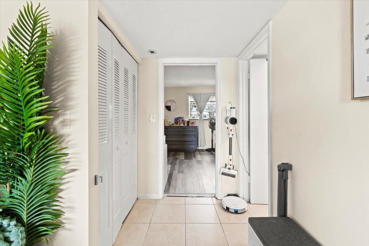 1905 Lake Worth Road Lake Worth Beach, FL 33461 - Photo 6 of 19 11-424A2224