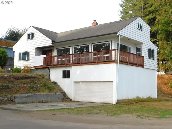 $450,000 | 875 Park Drive, Vernonia, OR 97064