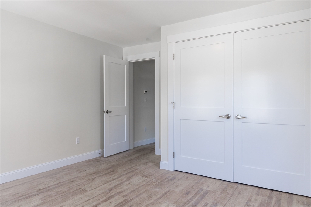 71 Friend Street, Unit 3 Gloucester, MA 01930 - Photo 9 of 17
