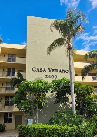 $1,800 | 2400 Northeast 10th Street, Unit 108, Pompano Beach, FL 33062