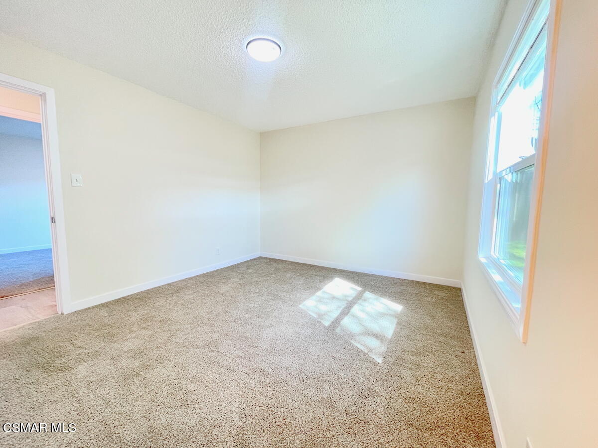 6334 Caroline Avenue Simi Valley, CA 93063 - Photo 15 of 30 an empty room with a natural light