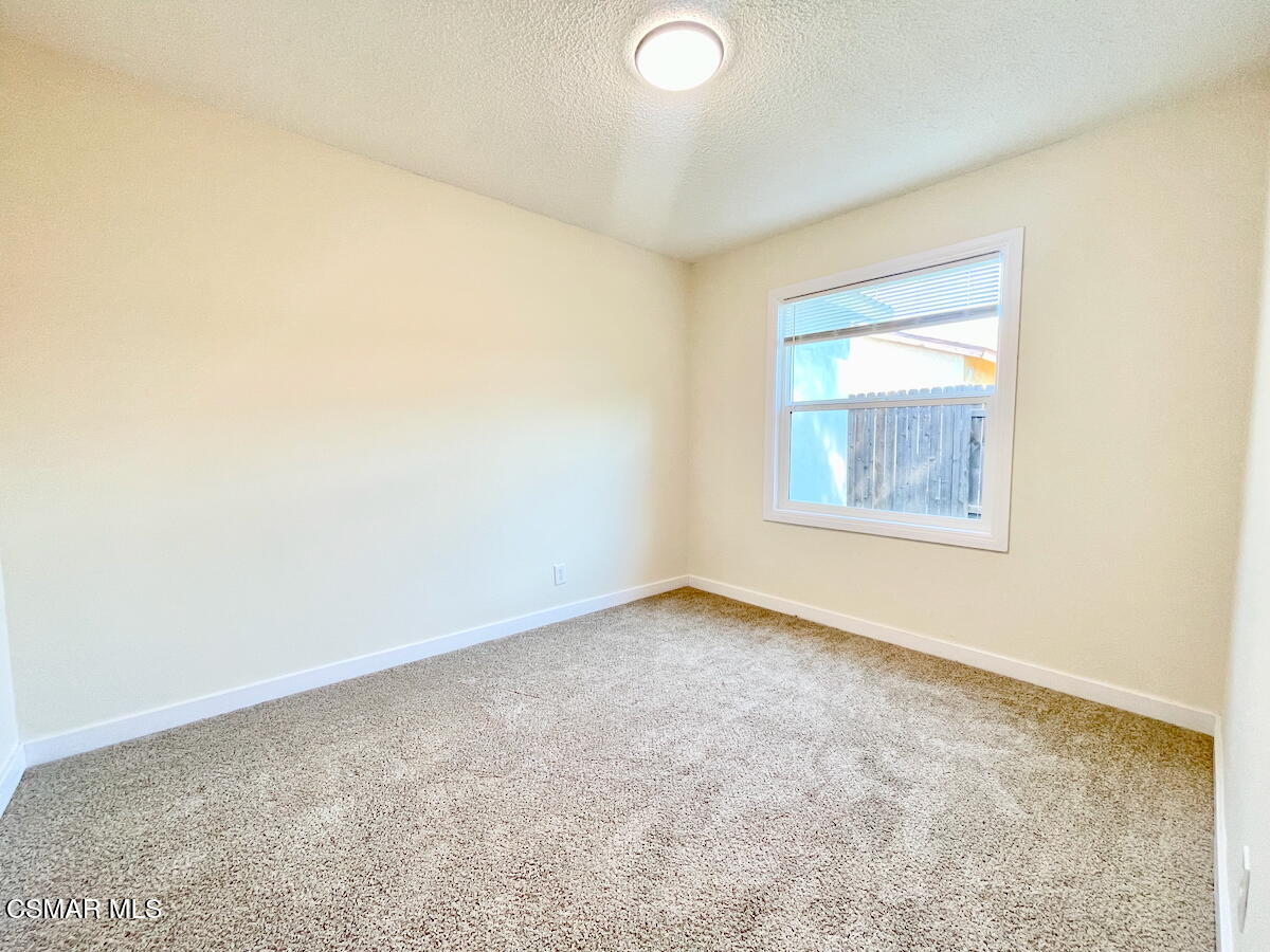 6334 Caroline Avenue Simi Valley, CA 93063 - Photo 18 of 30 an empty room with a window