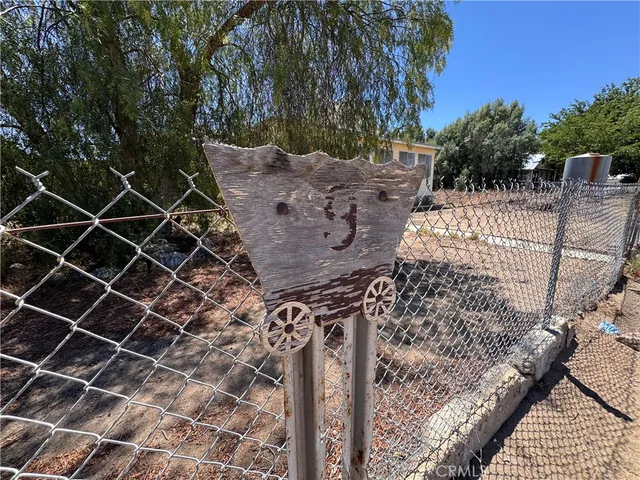 $185,000 | 35587 National Trails Highway, Daggett, CA 92327