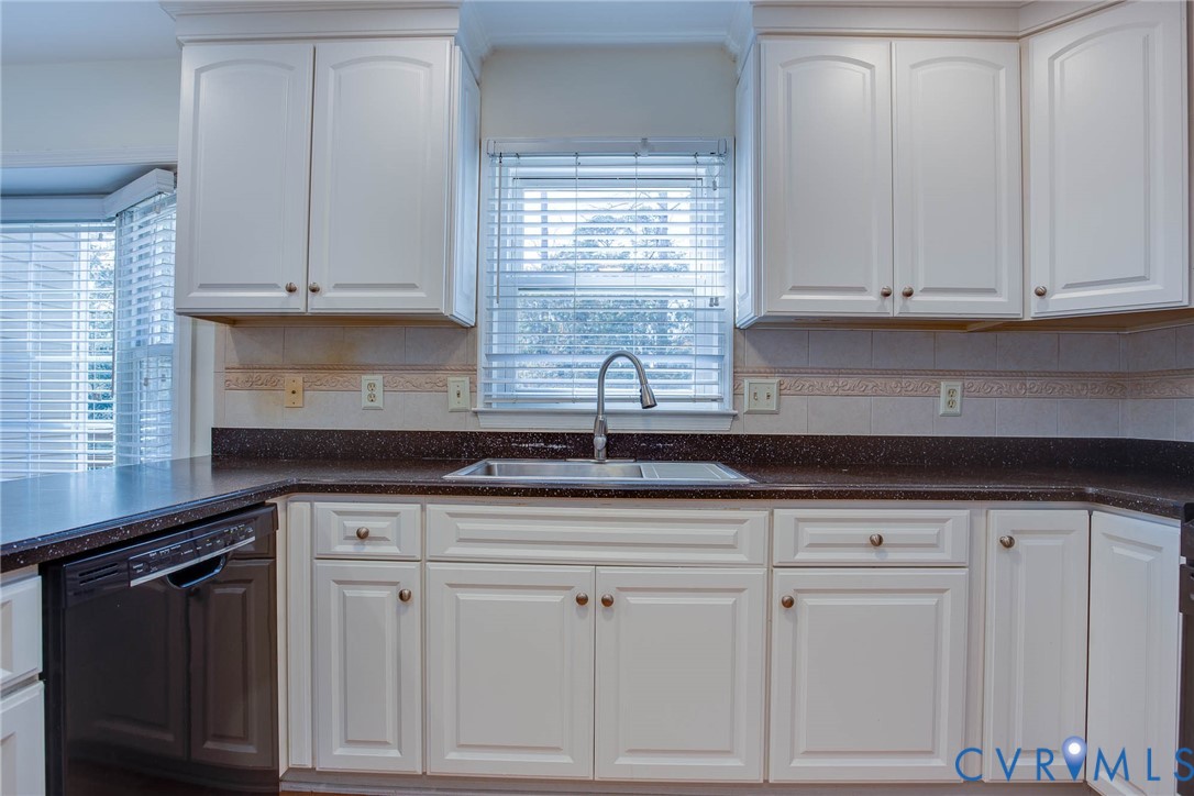 518 Glenmeadow Road Midlothian, VA 23114 - Photo 19 of 46