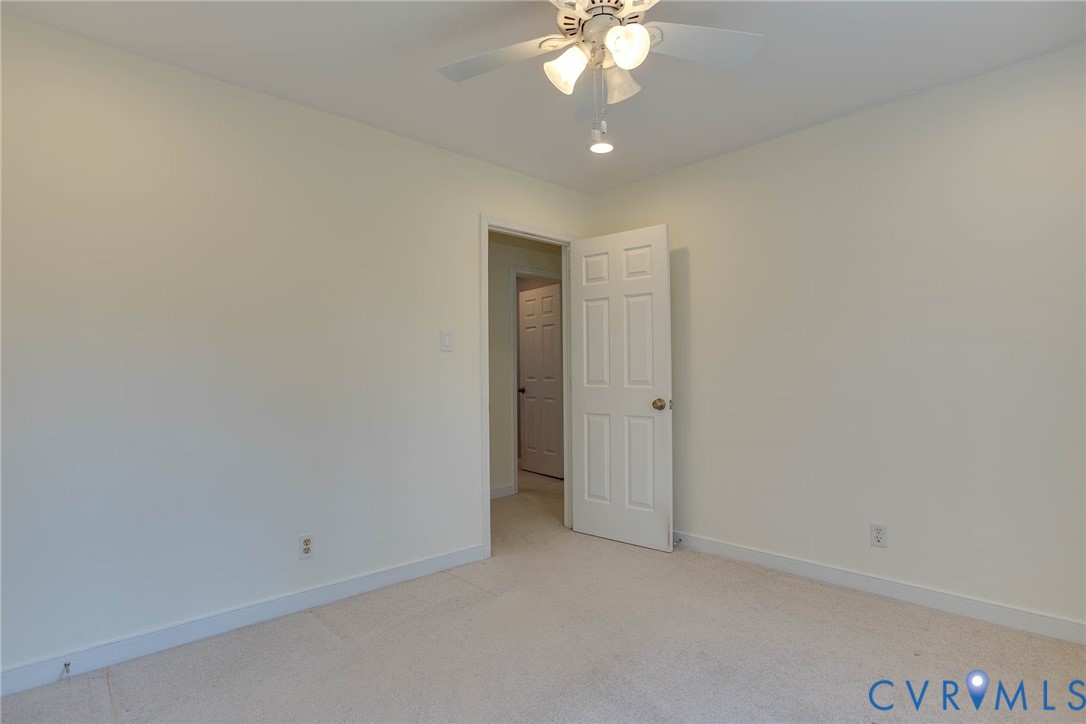 518 Glenmeadow Road Midlothian, VA 23114 - Photo 32 of 46