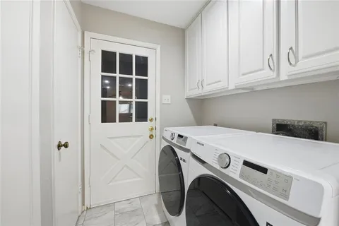 $385,000 | 3920 Sanguinet Street, Fort Worth, TX 76107