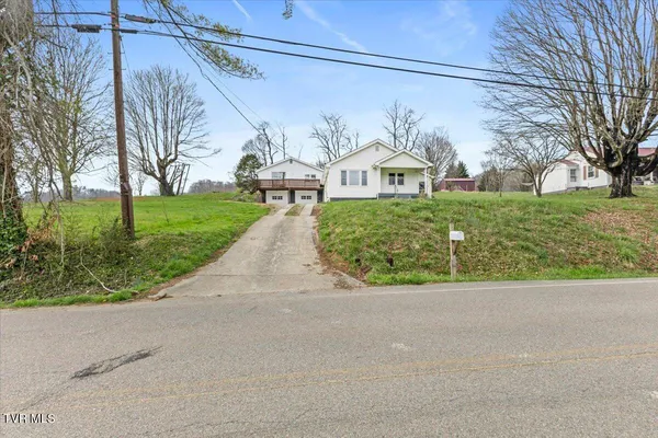 $199,900 | 592 Emmett Road, Bristol, TN 37620