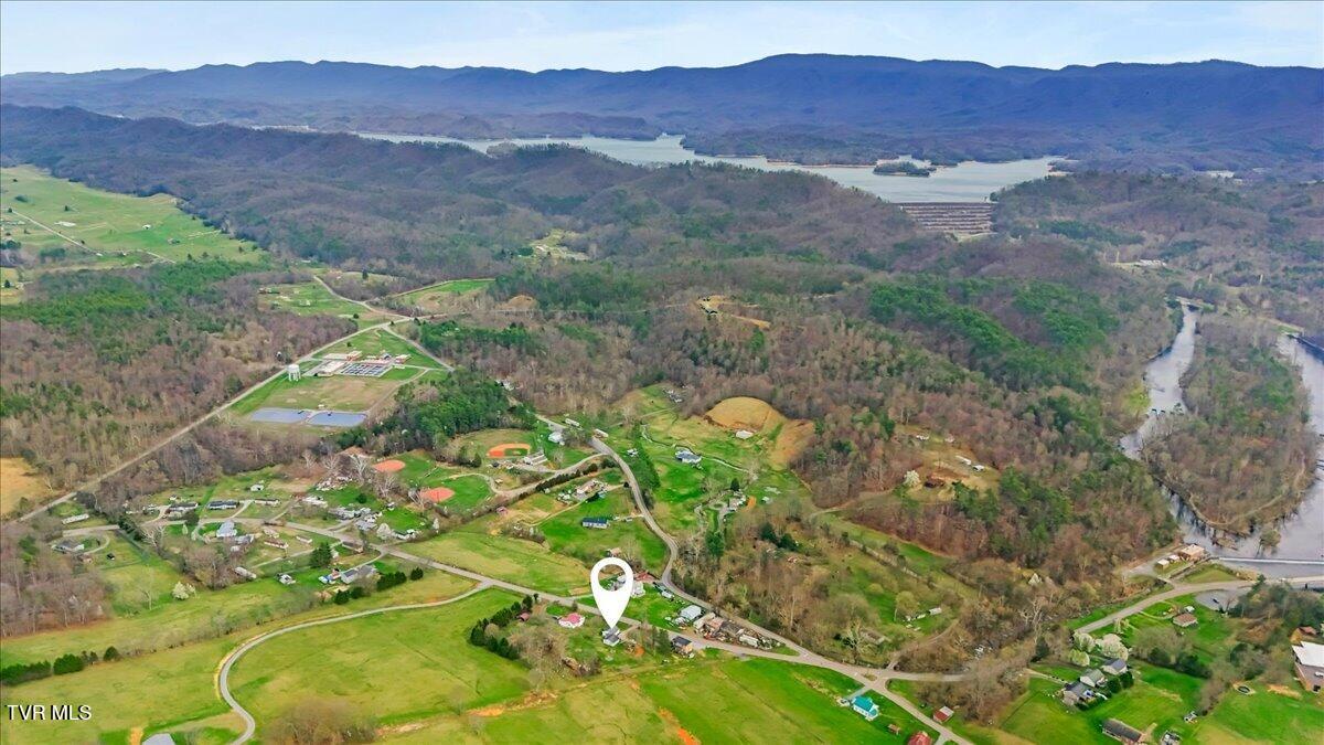 592 Emmett Road Bristol, TN 37620 - Photo 8 of 33 02-DJI_20260315161304_0135_D