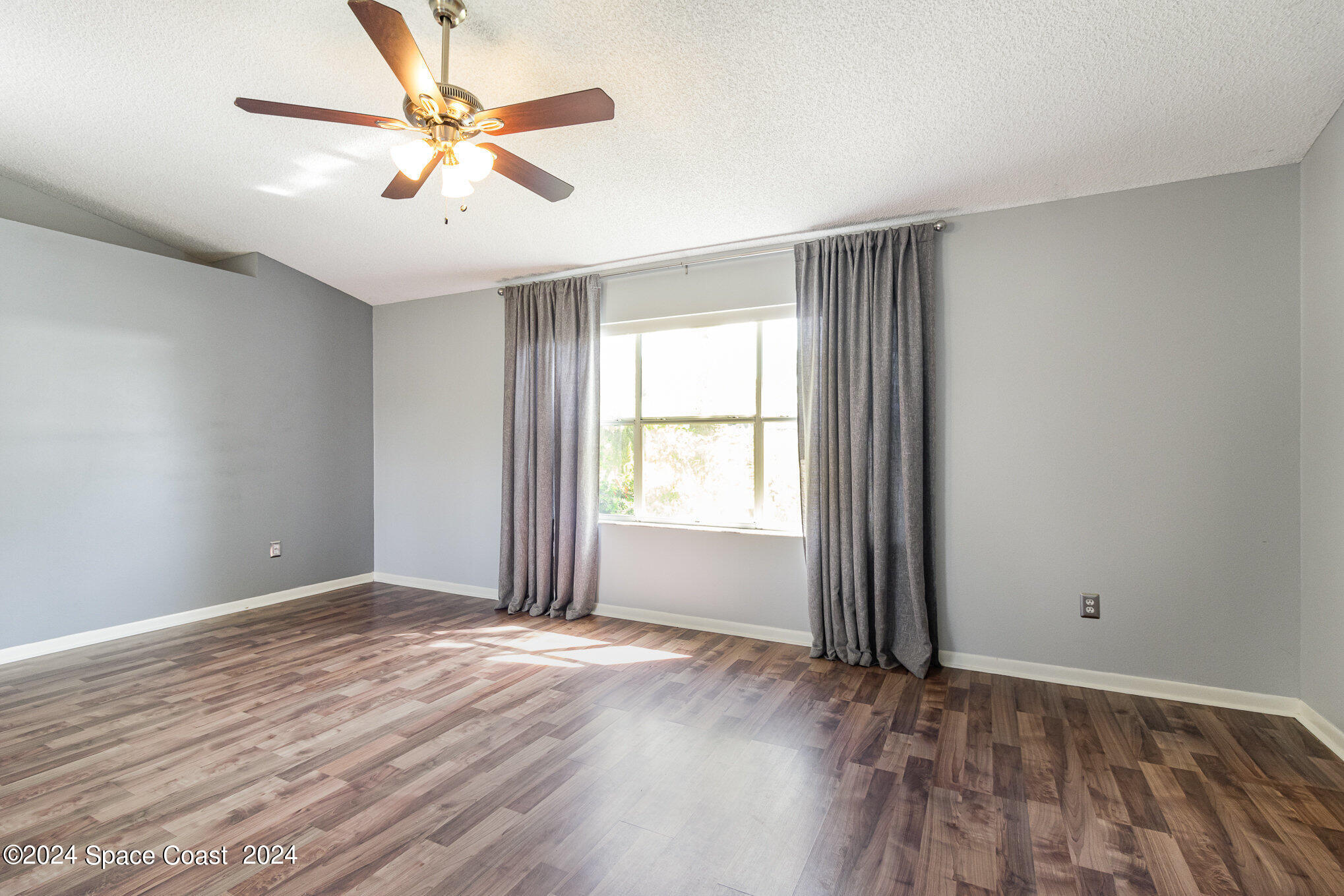 5486 Carrick Road Cocoa, FL 32927 - Photo 6 of 25 005_img_8986-edit_366