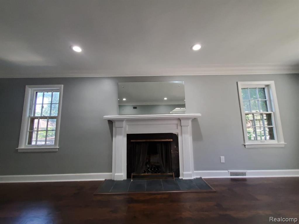 14640 Ashton Road Detroit, MI 48223 - Photo 4 of 13