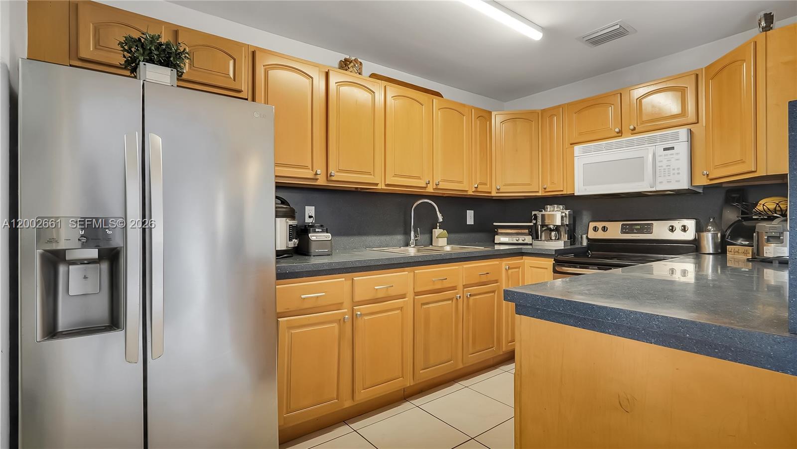 13731 Southwest 84th Street, Unit A11 Miami, FL 33143 - Photo 3 of 13