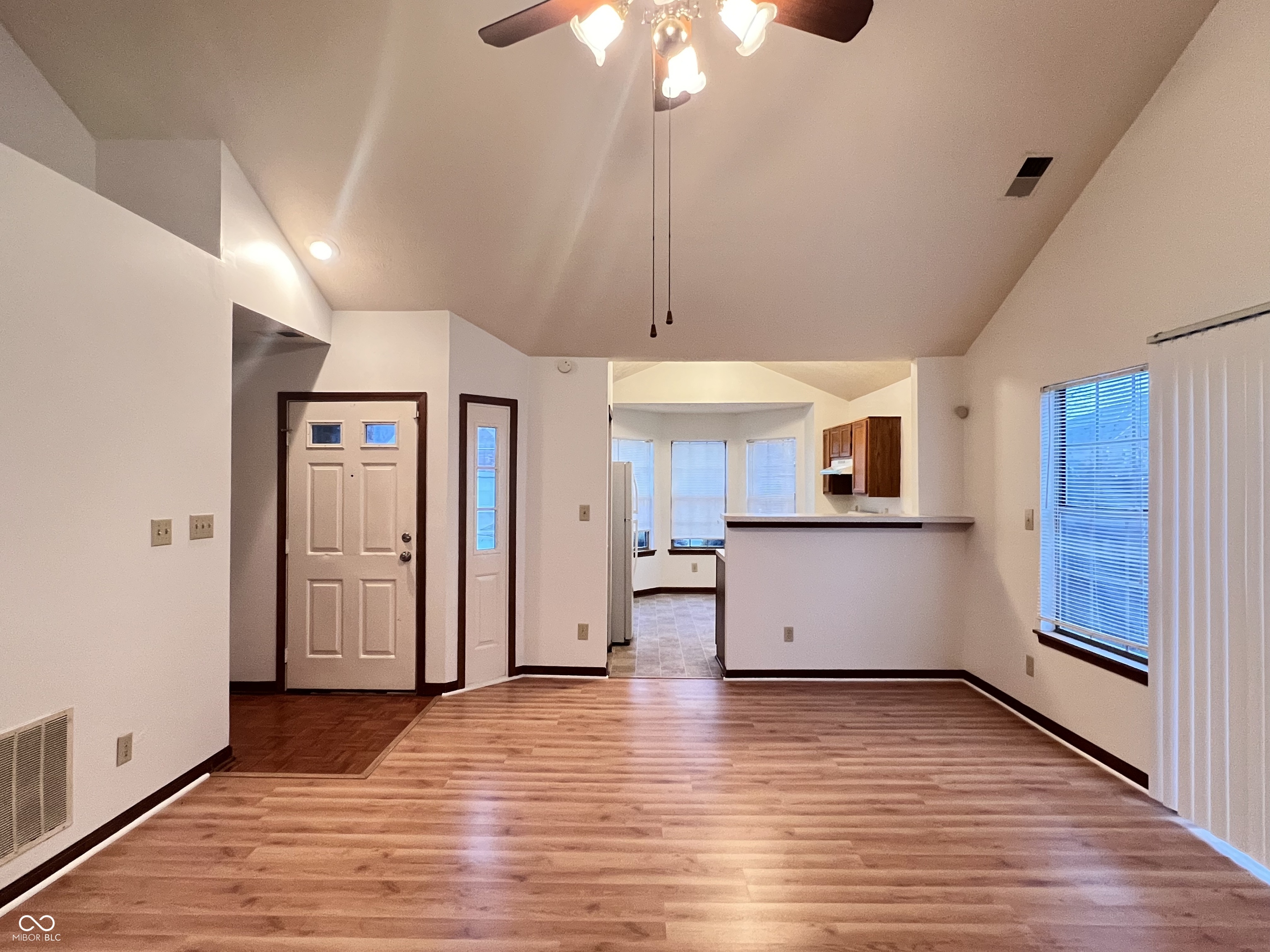 4923 Peony Place Indianapolis, IN 46254 - Photo 3 of 18