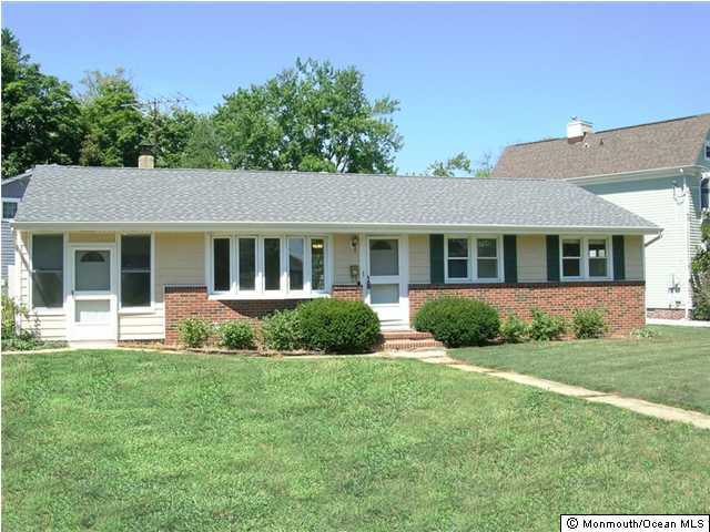 32 Ave Of Two Rivers, Unit OF TWO RIVERS Rumson, NJ 07760 - Photo 1 of 3 Primary Photo