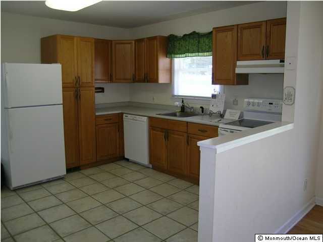 32 Ave Of Two Rivers, Unit OF TWO RIVERS Rumson, NJ 07760 - Photo 2 of 3 Additional Photo