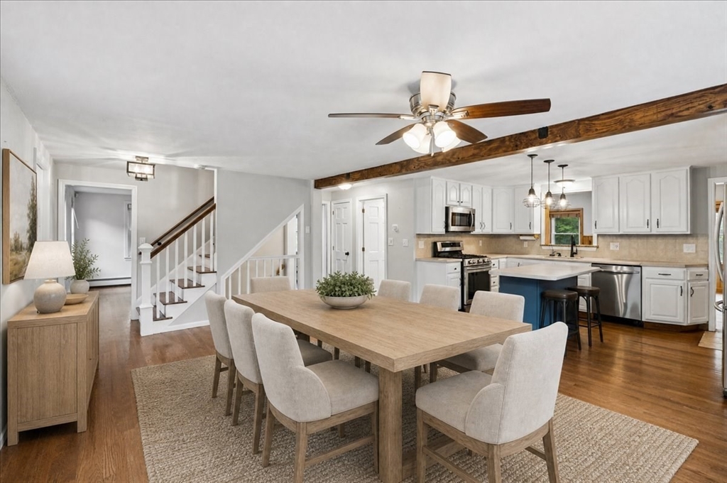 9 Robinhood Road Tyngsborough, MA 01879 - Photo 5 of 41