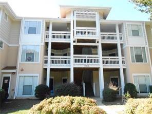 17919 Kings Point Drive, Unit E Cornelius, NC 28031 - Photo 30 of 30 a front view of a multi story building
