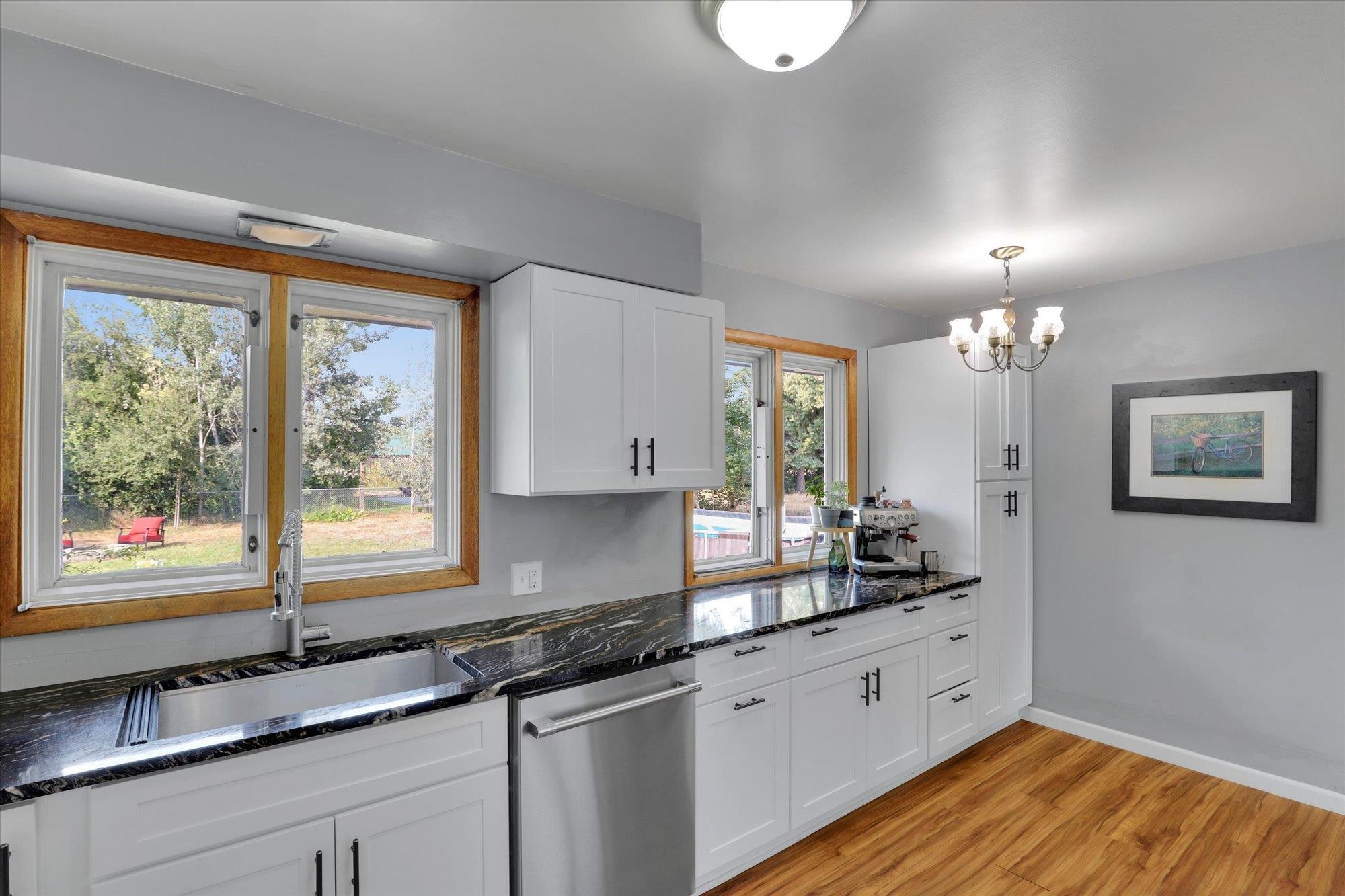 623 North Barker Road Spokane Valley, WA 99016 - Photo 11 of 39 Gallery Image 11