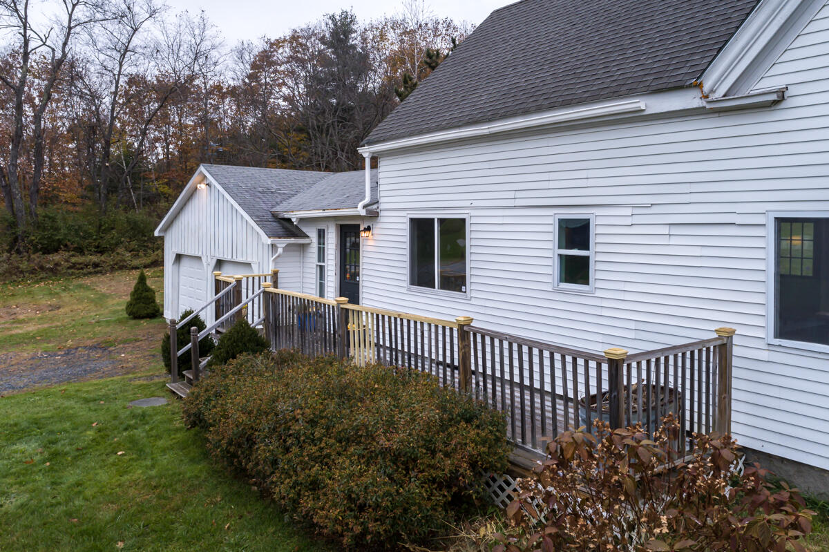 6-Front deck