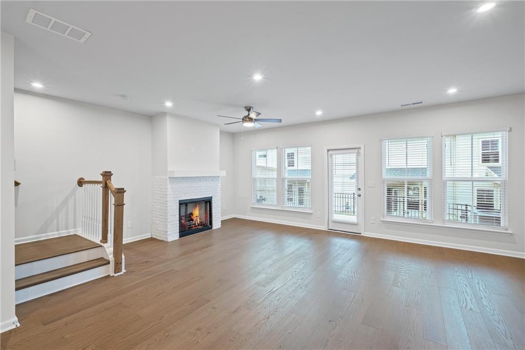 5719 Tillman Way Powder Springs, GA 30127 - Photo 3 of 8