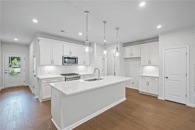 $373,261 | 5719 Tillman Way, Powder Springs, GA 30127