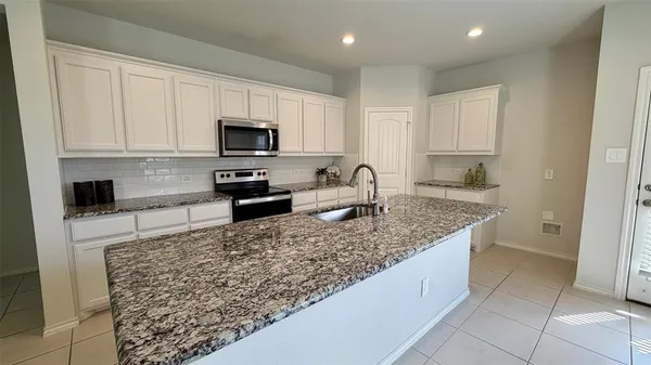 $2,800 | 3225 Sedge Grass Drive, Melissa, TX 75454