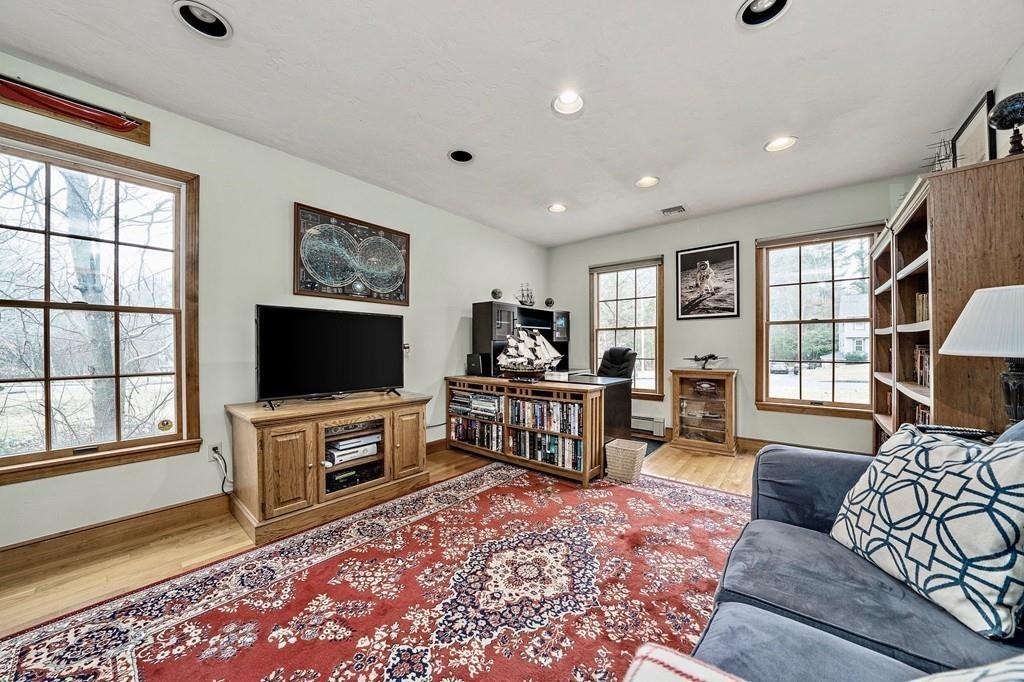 19 Damon Road Hanover, MA 02339 - Photo 11 of 33 Gallery Image 11