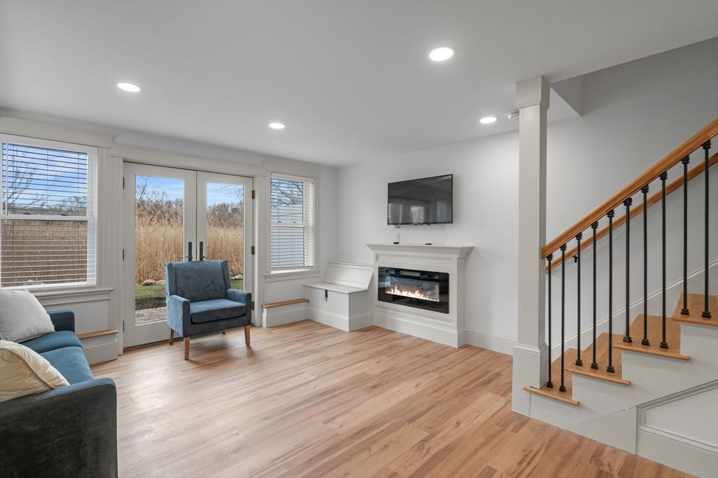 6 R Neptune Place, Unit 1 Gloucester, MA 01930 - Photo 25 of 41