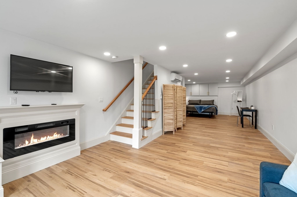 6 R Neptune Place, Unit 1 Gloucester, MA 01930 - Photo 26 of 41