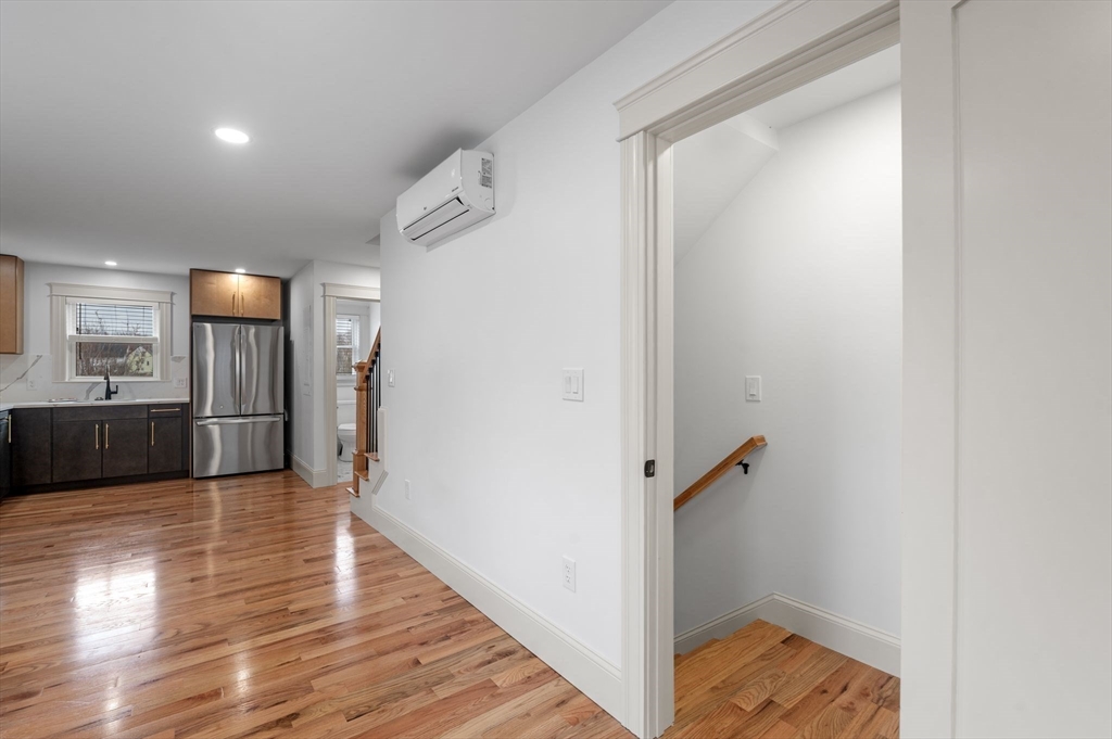 6 R Neptune Place, Unit 1 Gloucester, MA 01930 - Photo 29 of 41