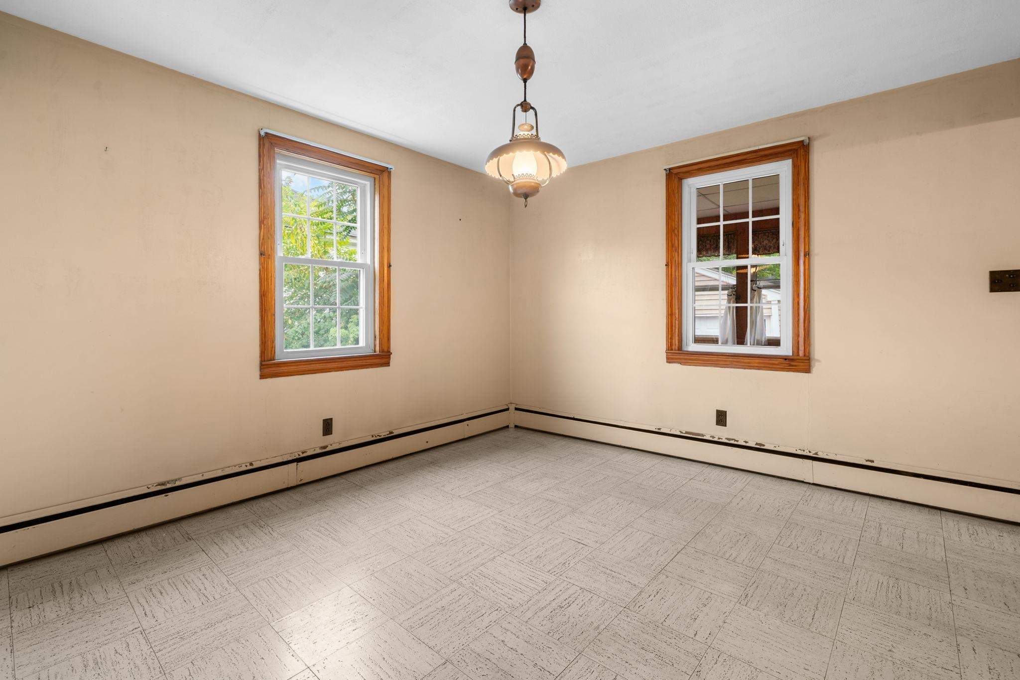 23 Rosedale Avenue Manchester, NH 03103 - Photo 17 of 42