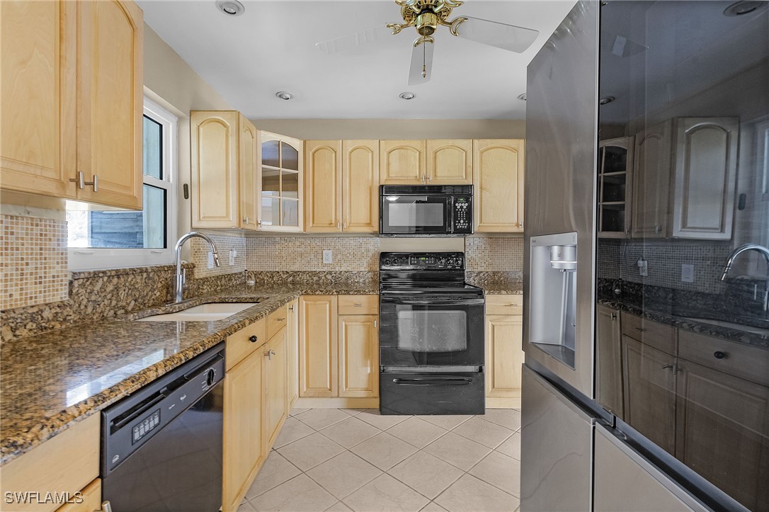 1653 South Fountainhead Road Fort Myers, FL 33919 - Photo 12 of 28 Gallery Image 12
