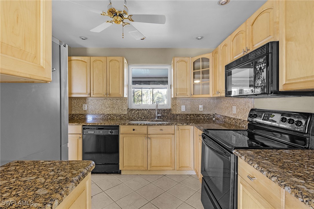 1653 South Fountainhead Road Fort Myers, FL 33919 - Photo 13 of 28 Gallery Image 13