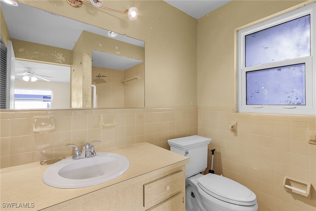 1653 South Fountainhead Road Fort Myers, FL 33919 - Photo 17 of 28 Gallery Image 17