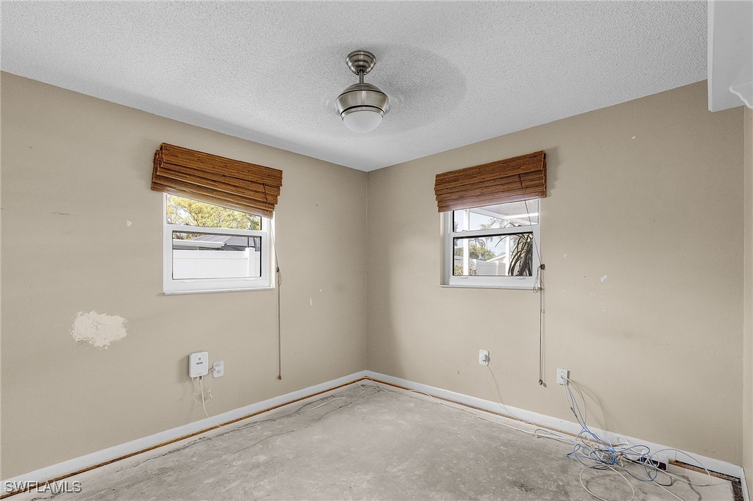 1653 South Fountainhead Road Fort Myers, FL 33919 - Photo 9 of 28 Gallery Image 9